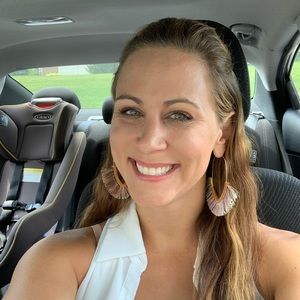 Meet your Posher, Melissa